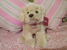 FAO Swartz, Golden Retriever, Seated