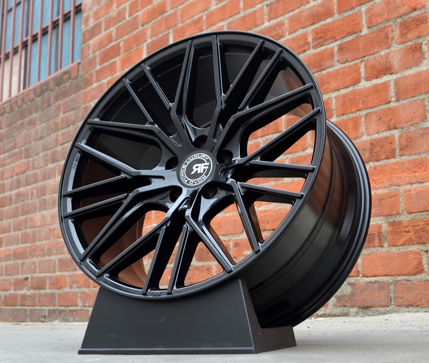 22" Road Force RF13 Wheels for Maserati Ghiibli GT Quattroporte Bentley Aston 