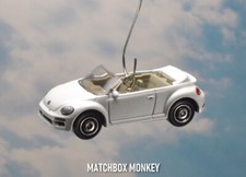 2019 New White Volkswagen Beetle Convertible Christmas Ornament VW Bug 1/64