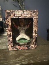 Roberto Alomar Bobblehead and Frank Thomas Statue Stadium Giveaways 52