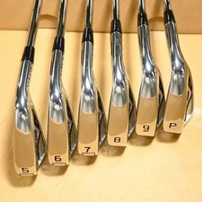 Cobra KING TOUR MIM Iron set 5-PW / NSPRO MODUS3 TOUR 105 S
