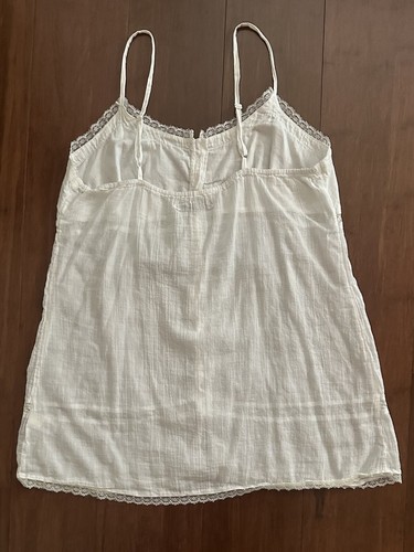 Vintage Old Navy Babydoll Top; White Cotton W/Lace & Buttons, Adj Straps; Sz Med - Picture 15 of 19