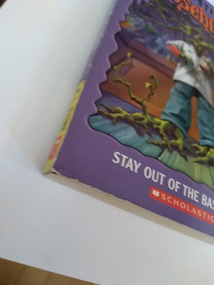 Goosebumps Ser.: Stay Out Of The Basement by R. L. Stine (2005, Trade Paperback) - Image 3 of 4