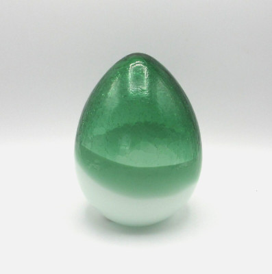 CRACKLE GLASS EASTER EGG VARIEGATED GREEN AND WHITE TABLETOP EASTER DÉCOR NEW