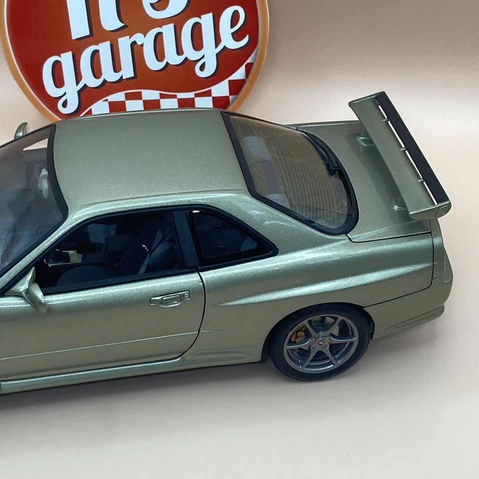 AUTOart 1/18 Nissan Skyline GT-R R34 V-Spec II Nurburgring Millennium Jade 74338 Foto 3 de 4
