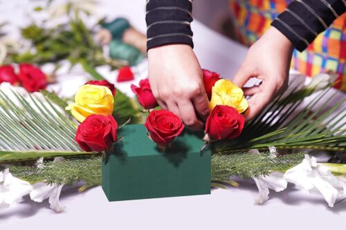 Pack of 6 Dry and Wet Floral Foam Blocks for Fresh and Artificial Flowers, Each - Picture 7 of 7