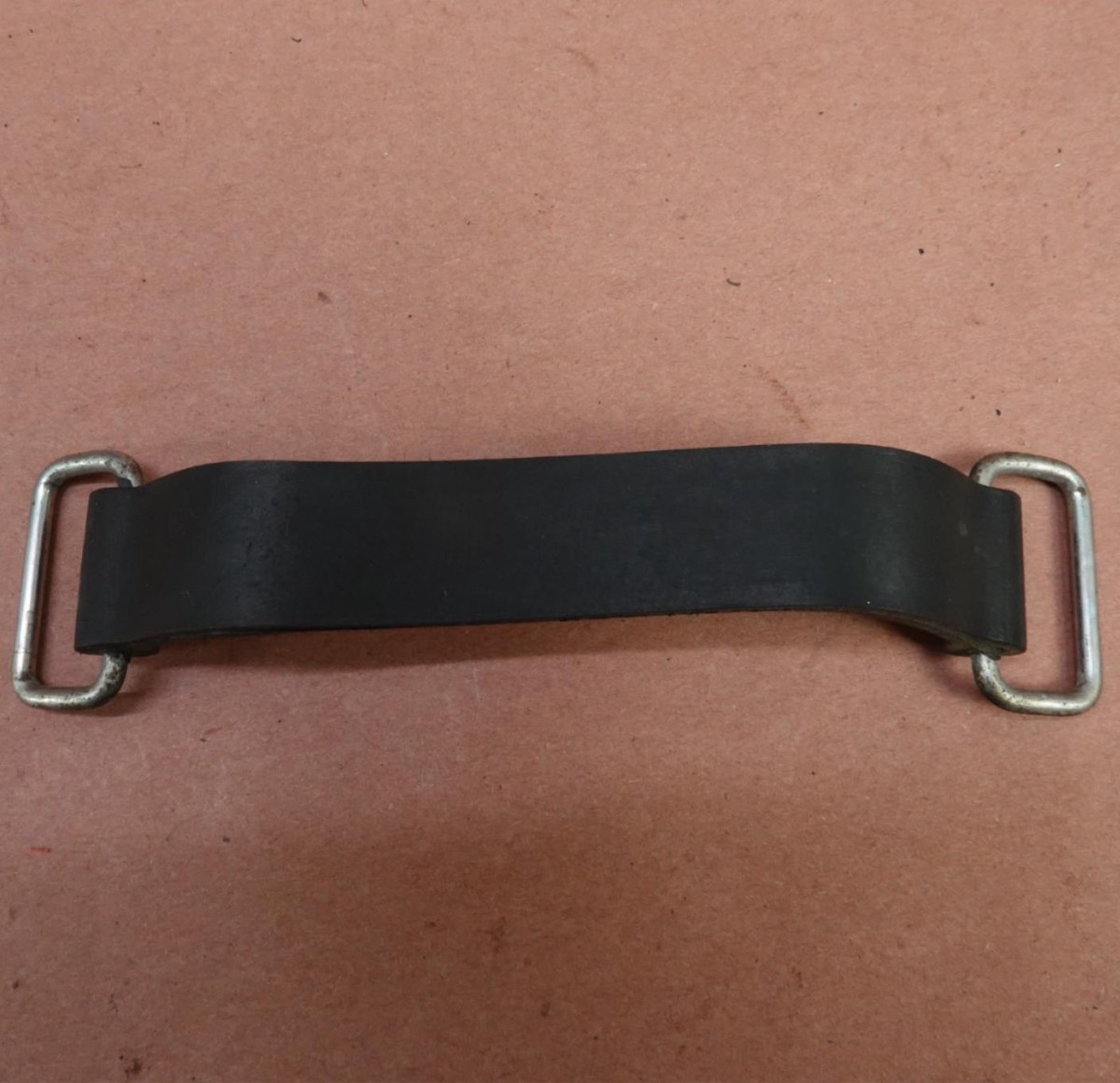 ストラップ Y 2006-2011 Kawasaki Ninja 1400 ZX14R ZX1400 Rubber Band Strap