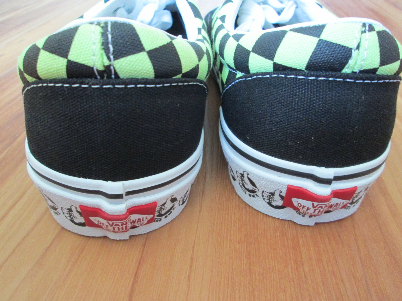 vans authentic surf