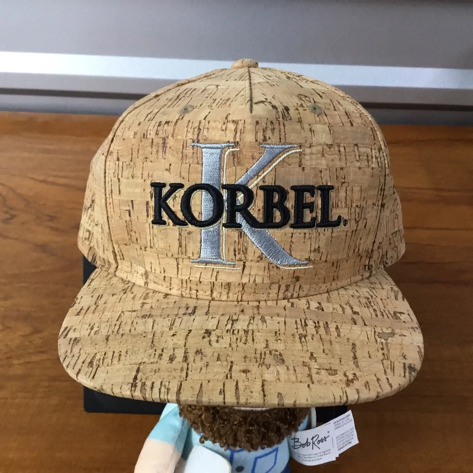 Gorra de béisbol Zephyr Korbel champán corcho a presión muestra poliéster ajustable Foto 2 de 4