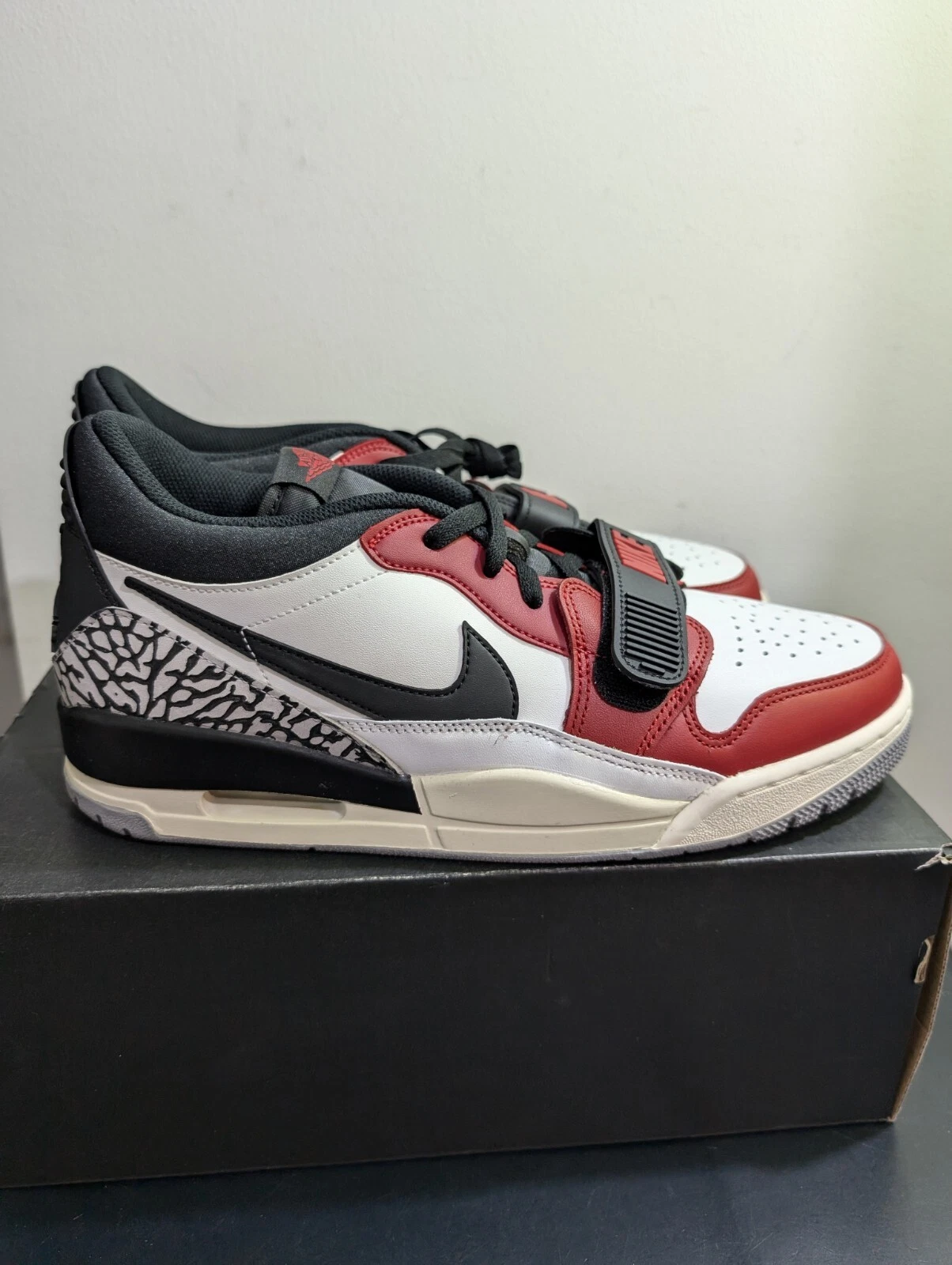 Nike Air Jordan Legacy 312 Low bianco nero rosso palestra