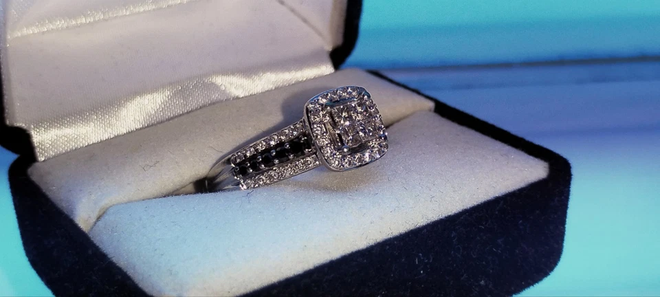 14K White Gold White & Black Diamond Halo Engagement Ring Size 8.25 - Image 2 of 4