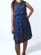Women’s Dress S Regular Sleeveless Keyhole Neck Navy White Floral Ruffle Mini