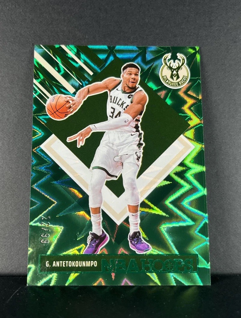 2024-25 Panini Nba Hoops Tribute Giannis Antetokounmpo #285 Green Explosion /99