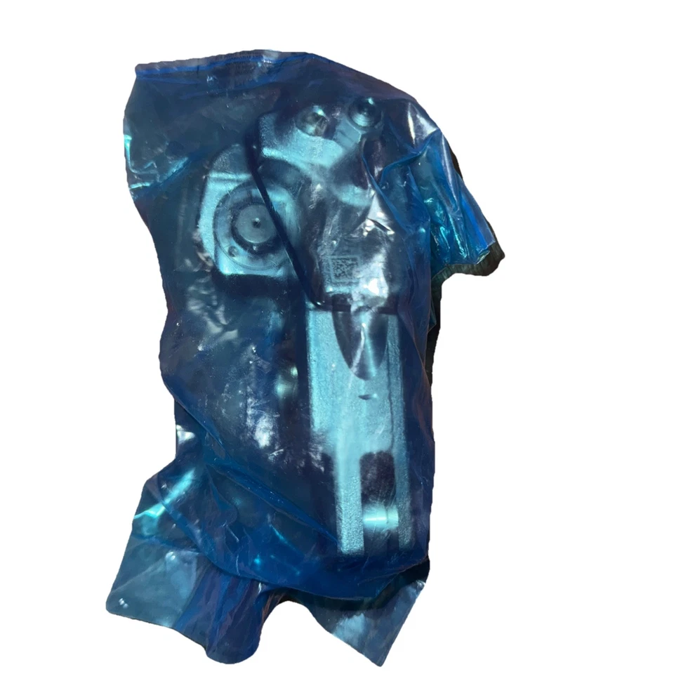 21406640 Rocker Arm Fits Select Volvo D13 Engines - Image 2 of 3