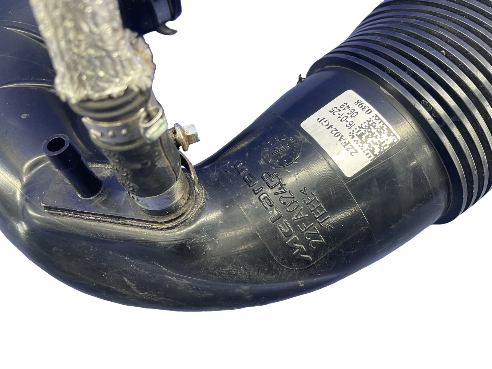 2020-2026 MCLAREN GTS RWD 4.0L REAR LEFT ENGINE AIR INTAKE HOSE PIPE 22FA024GP