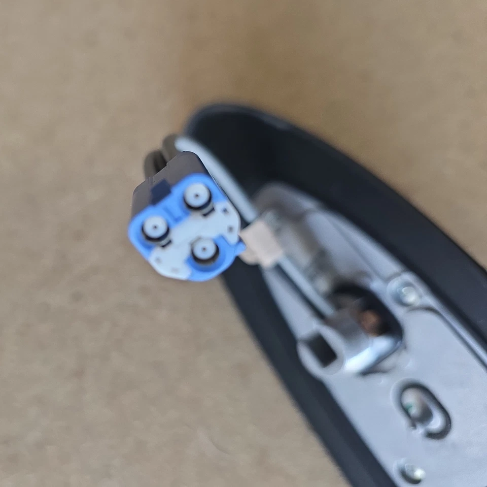 Antena de radio Tiburón techo exterior Lexus RX350 RX450H 2010-2014 86760-48050 Foto 4 de 4