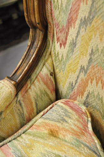 Vintage French Country Provincial High Back Walnut Arm Chairs (A) - a Pair - Picture 11 of 12