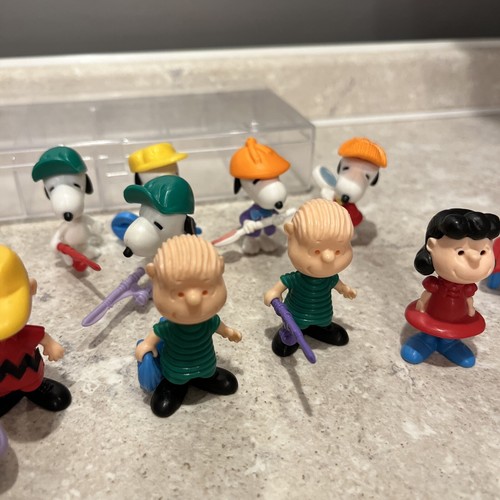 KINDER COMPONIBILE SNOOPY PEANUTS +1 CARTINA + Snoopy Variante - Foto 3 di 6