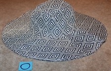 Ladies' Straw/Paper WIDE BRIM HAT blue/white diamonds EUC