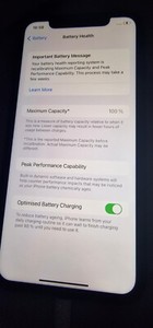 Apple iPhone 11 - 64GB - Schwarz  Batteriekappazität bei 100% Wie neu!