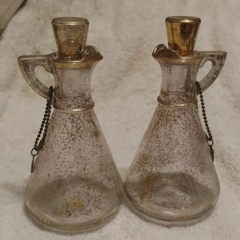 Hazel Atlas Oil And Vinegar  Jar Set Gold Flecks