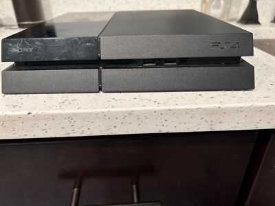 Sony PlayStation 4 Console - 500 GB (CUH1215A)