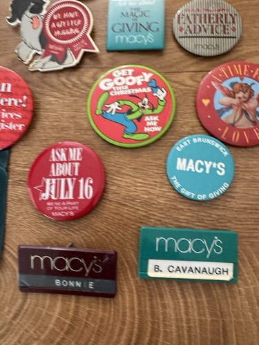 Macy’s Name Tag And Floor Badges 70s/80’s - Quantity 12 - Picture 6 of 9