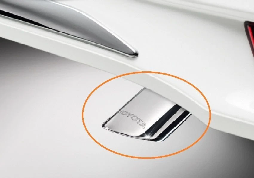 EXHAUST MUFFLER PIPE STAINLESS STEEL FOR TOYOTA COROLLA ALTIS SEDAN 2014 GENUINE Foto 2 de 4