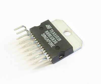 2 Stück TEA5101B high voltage RGB video amplifier, ST Microelectronics