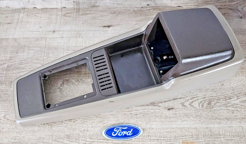 FORD FIESTA MK2 CENTER CONSOLE 84FBB045854AA GENUINE NEW OLD STOCK RARE NOW - 第 1/10 張圖片