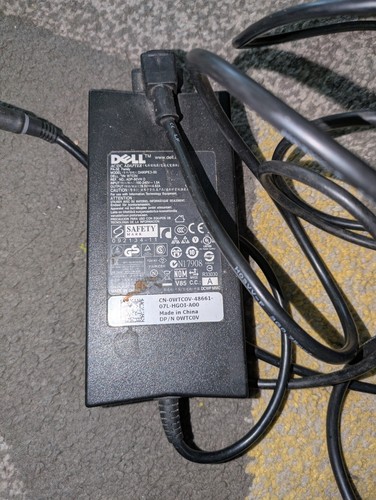 Original Dell Laptop Netzteil Ladegerät PA-3E HA90PE1-00 - 19,5V 90Watt 90W