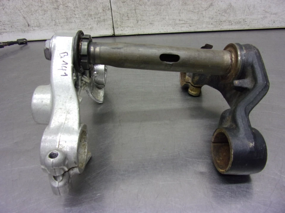 B 141 F YAMAHA VIRAGO XV 535 S 1995 OEM TRIPLE ÁRBOL Foto 2 de 4