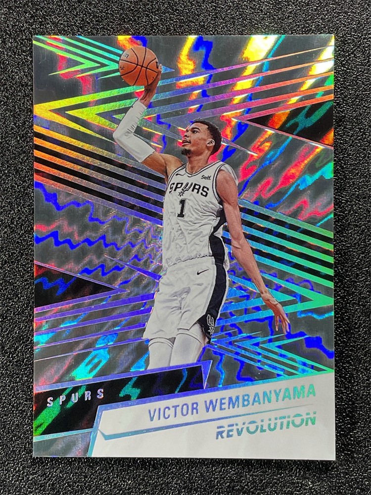 2024-25 Panini Revolution Victor Wembanyama #79 Lightning /175