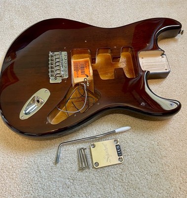Fender Squier Stratocaster Classic Vibe 70's Body with Hardware Walnut HSS