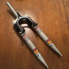 Vintage Rock Shox Magnesium 21 Suspension Fork 26” Threadless 1 1/8 195mm