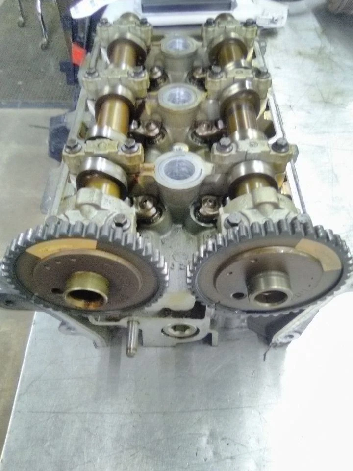 05-07 Ford Five Hundred Right Passenger Cylinder Head 3.0 Liter Rear - Image 2 of 4