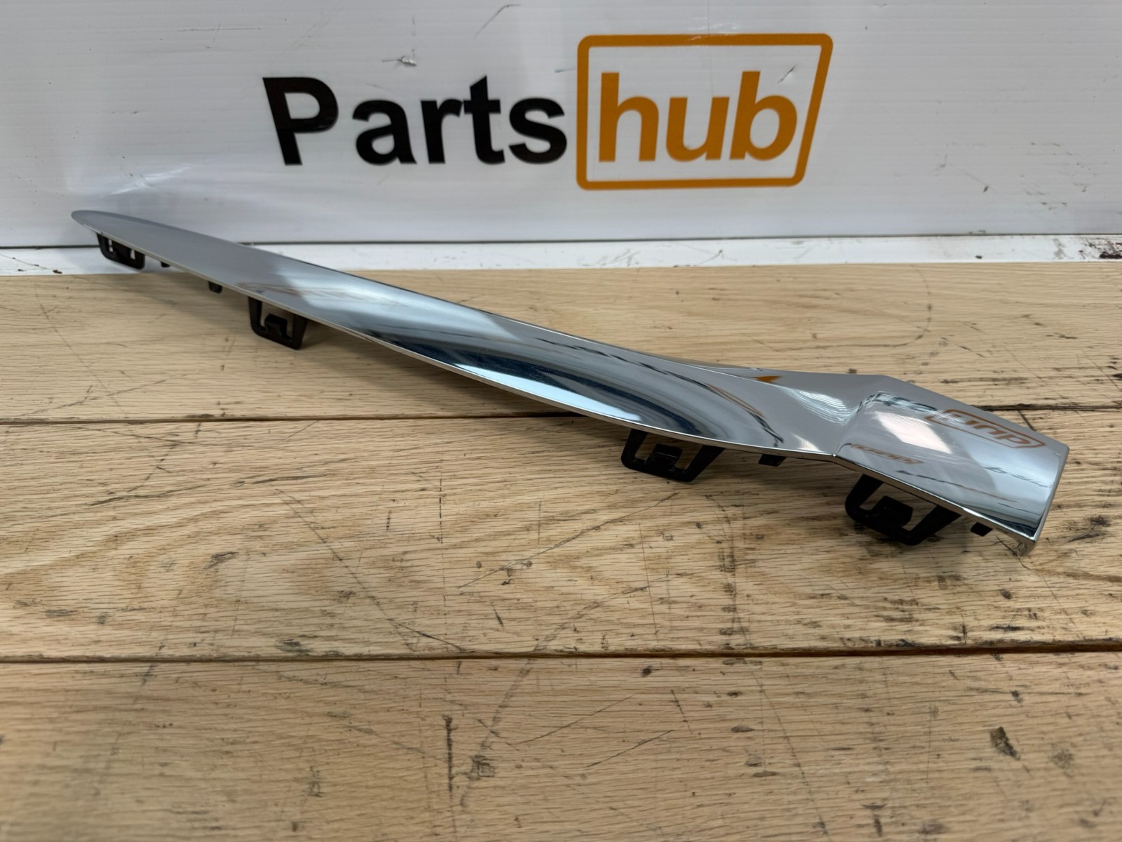 2013 BENTLEY CONTINENTAL GT COUPE OEM REAR RIGHT BUMPER TRIM 3W3807820B