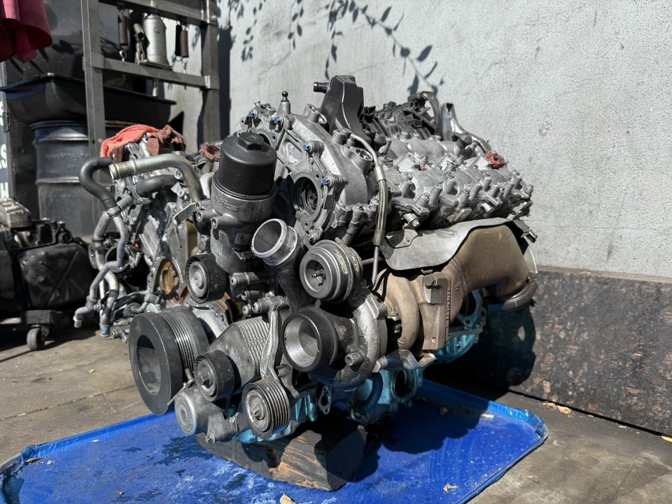 Núcleo do motor M157 5.5L BiTurbo AMG – Compatível com CLS63 E63 S63 GLE63 GL63 - Imagem 2 de 4