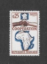 FRANCE 1964 25c French African Cooperation vf MINT never hinged SG 1664