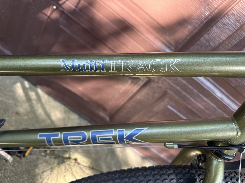 Vintage Trek Multitrack 720 Women’s Hybrid Bike - Image 3 of 4