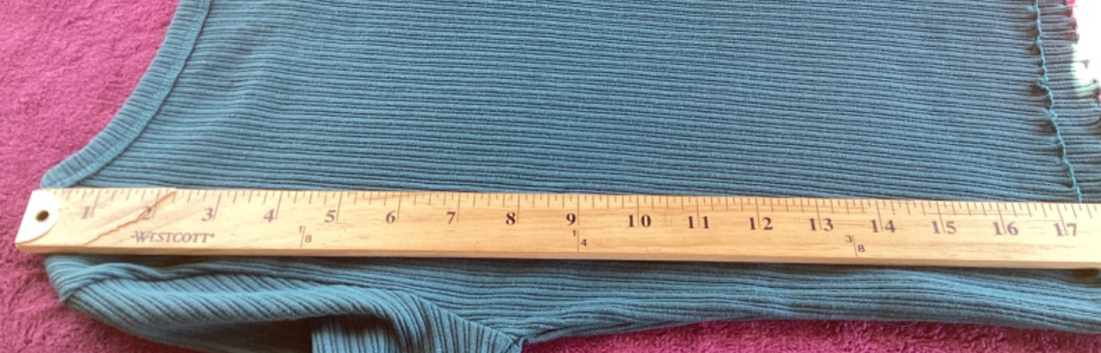 EUC Aeropostale Green Long Sleeve Ribbed Seriously Soft Shrunken Tee Size Small