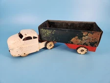 Original Antique 1930's Pressed Metal Wyandotte Toys Tin  Project Truck 17” long