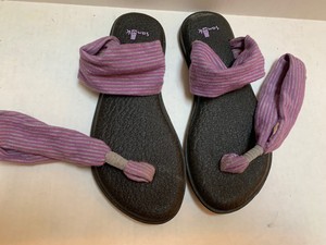 sanuk sling sandals