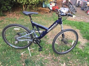 Cannondale-Super-V-2000-Size-Small-Lefty-Max-Fox-Sram-Shimano