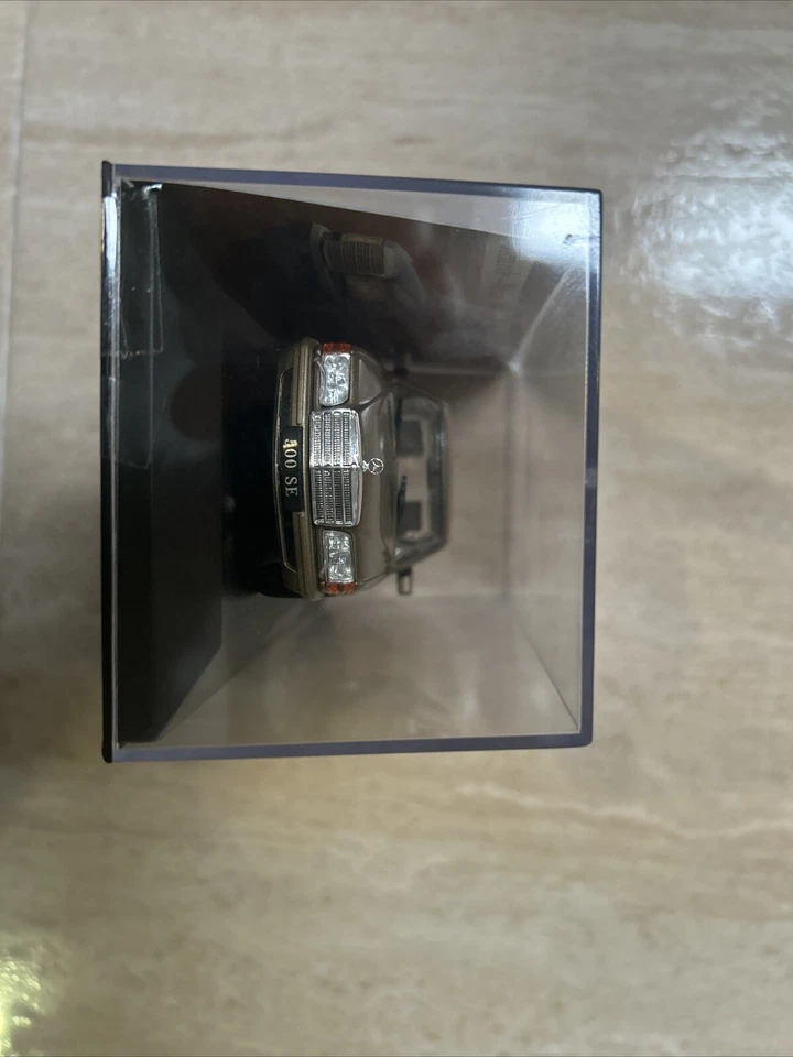 MERCEDES-BENZ W126 500SE 1979 GOLD MET 1:43 ALTAYA IXO PEANA ROTA - Imagen 2 de 4