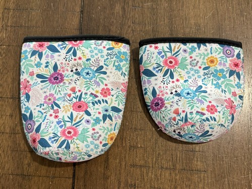 2 Iced Coffee Sleeves Cold Drink Cups Reusable Floral Print EUC - Picture 3 of 7