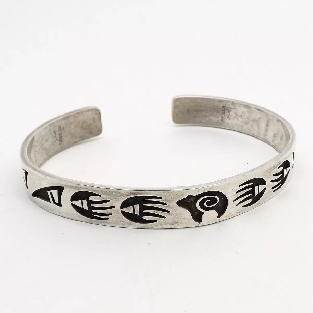 Bear claw shop cuff bracelet