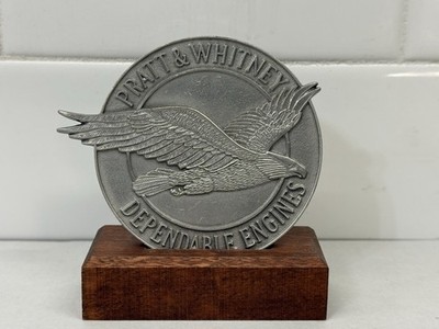 Vintage 1994 Pratt & Whitney Customer Training Center Dedication Medal #111/200