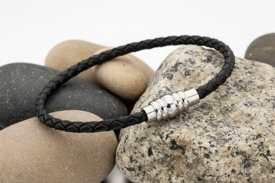 Fred Bennett dünnes Lederarmband mit Magnetverschluss 21 cm B4726