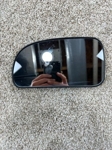2002-2009 CHEVROLET TRAILBLAZER DRIVERS SIDE MIRROR GLASS LH (G71)